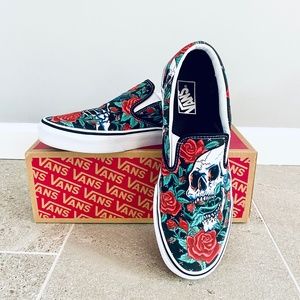 VANS | CLASSIC SLIP ON SHOES | ROSE SKULLS | US MEN 10.5